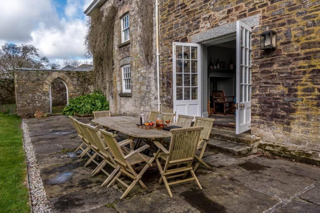 The Manor House At Boconnion Villa Bodmin Eksteriør billede